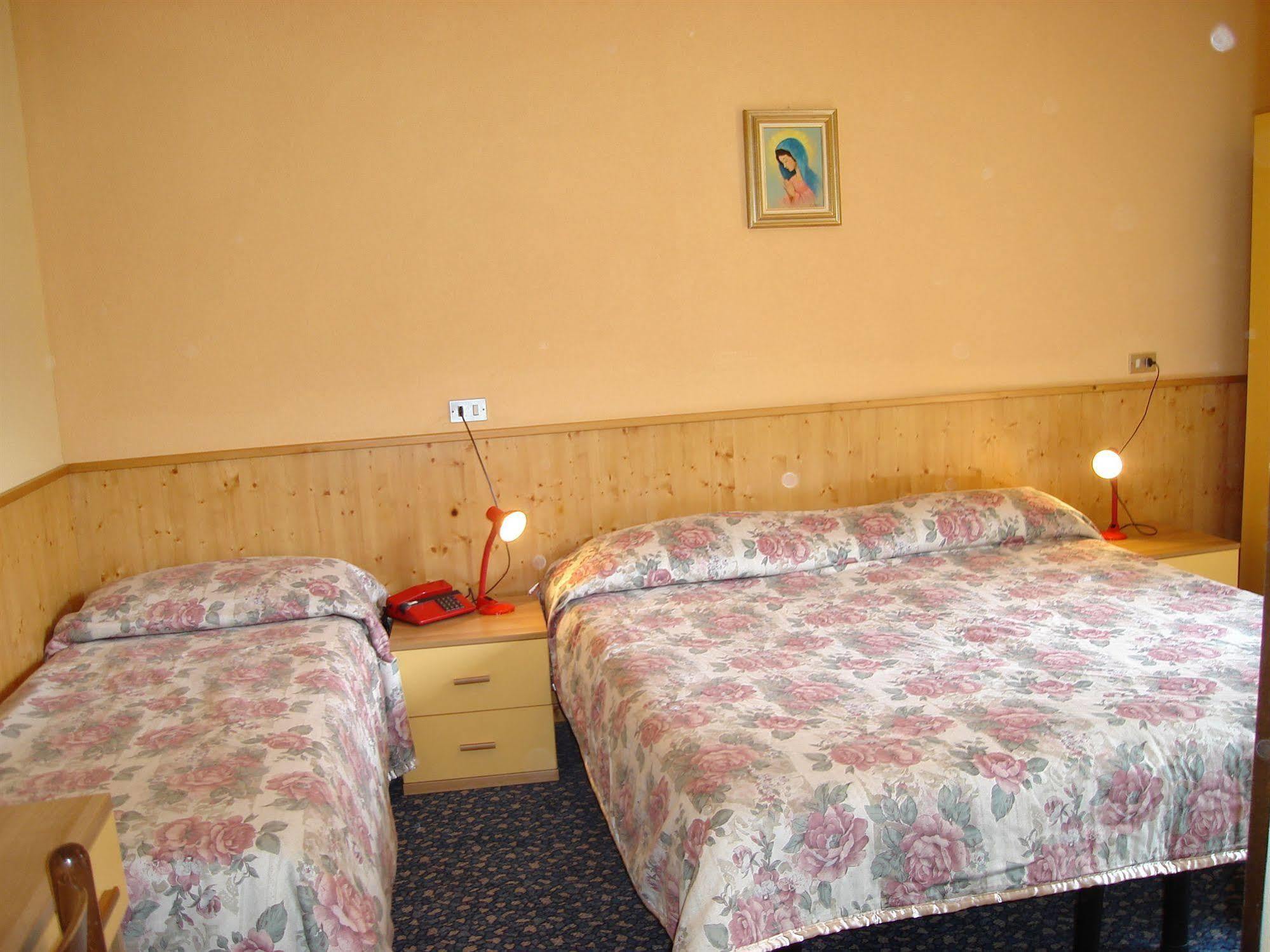 Hotel Spampatti Castione della Presolana Exterior foto